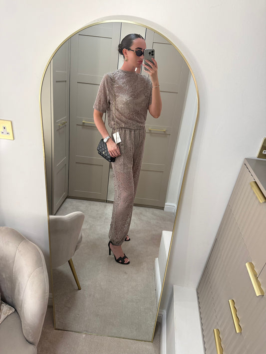 ‘OLIVIA’ LACE CO-ORD